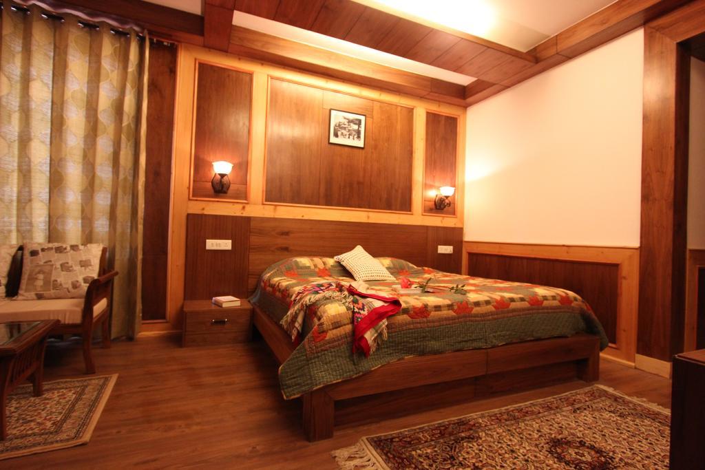 Vivaan The Sunrise Resort Manāli Zimmer foto